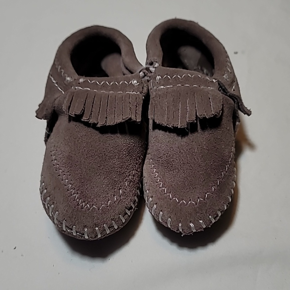Minneconta Brown Moccasins with Fringe and Soft Sole